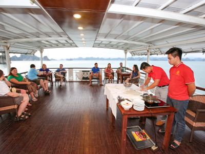 oriental sails cruise ha long bay