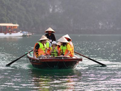 justfly starlight cruise oriental sails ha long bay 