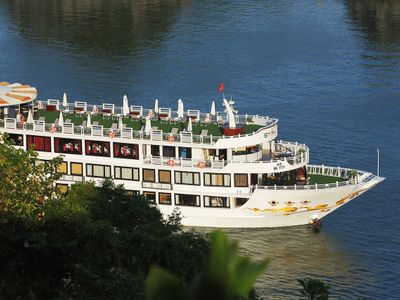 justfly starlight cruise oriental sails ha long bay 