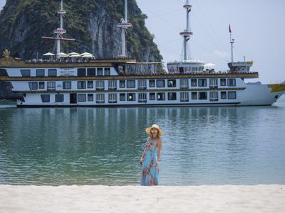 dragon legend cruise indochina junk cruise ha long bay