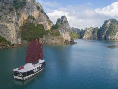 l'amour junk private charter indochina junk cruise ha long bay