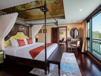 president suite indochine cruise lan ha indochina sail  ha long bay