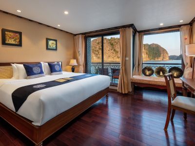  junior suite indochine cruise lan ha indochina sail  ha long bay