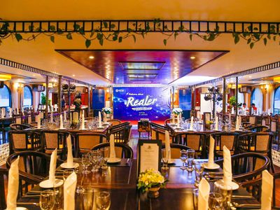 indochine cruise lan ha indochina sail  ha long bay
