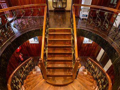 indochine cruise lan ha indochina sail  ha long bay
