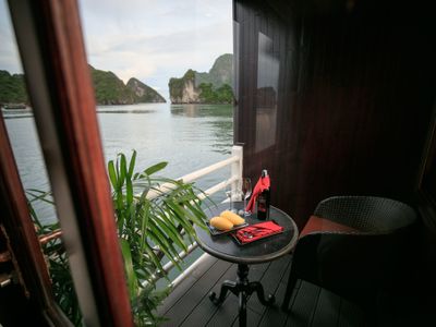 athena luxury cruise ha long bay