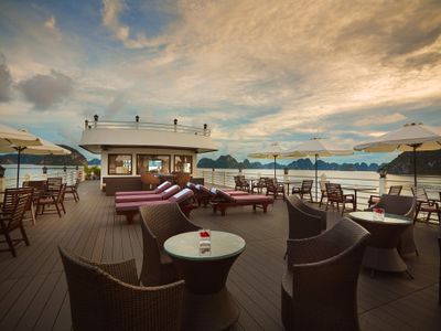 athena luxury cruise ha long bay