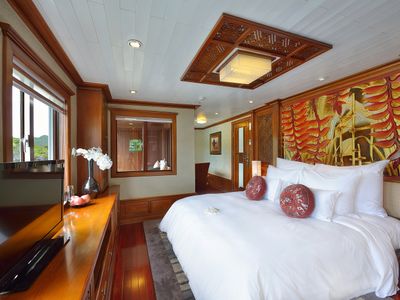 paradise peak cruise 8 cabins ha long