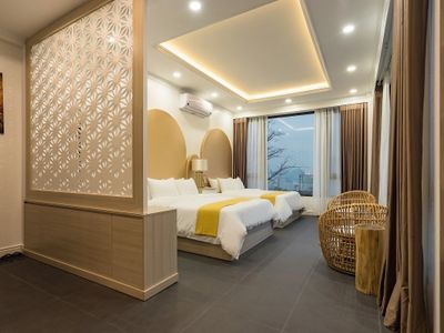 winter villa orestay ha long