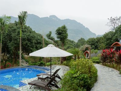 justfly moc tien bungalow hoa binh