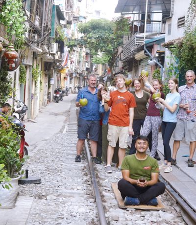 walking hanoi