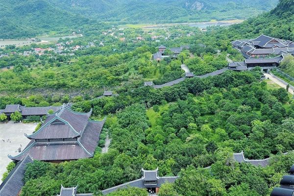 justfly chua bai dinh ninhbinh