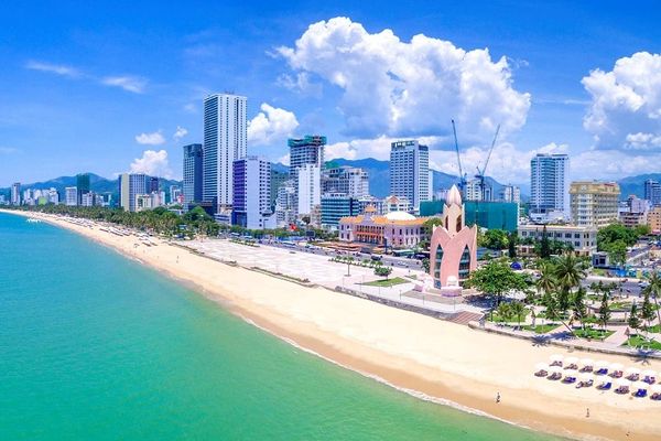 bai bien nha trang 
