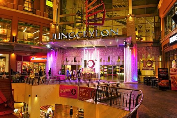 trung tam thuong mai Jungceylon phuket