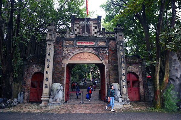 Việt Phủ Thành Chương - Vẻ đẹp văn hóa tâm linh