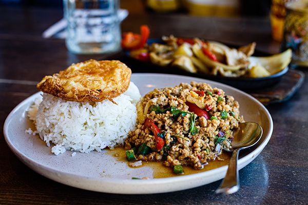 Top 10 nhà hàng tốt nhất đường Khao San, Bangkok
