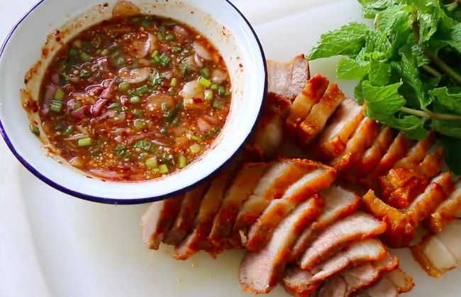 Làm theo công thức này là món thịt quay nào cũng ngon hết nấc