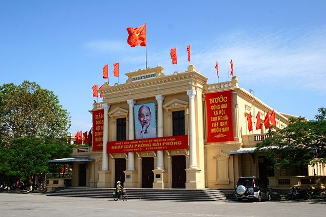 Nhà hát lớn là biểu tượng của thành phố Hải Phòng
