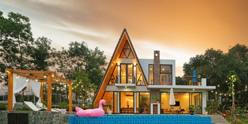 khuon vien lakeside lala villas homestay hoa binh 