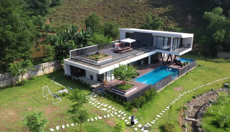khong gian l plus mansion homestay hoa binh