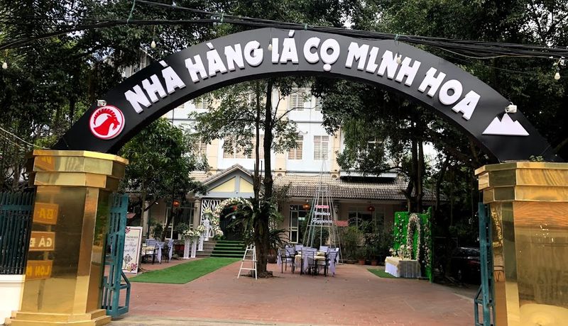 nha hang la co minh hoa ba vi ha noi