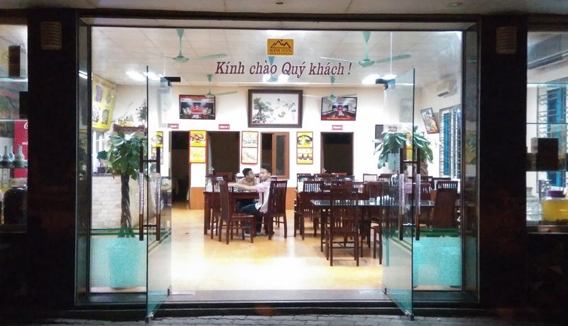nha hang kim son soc son
