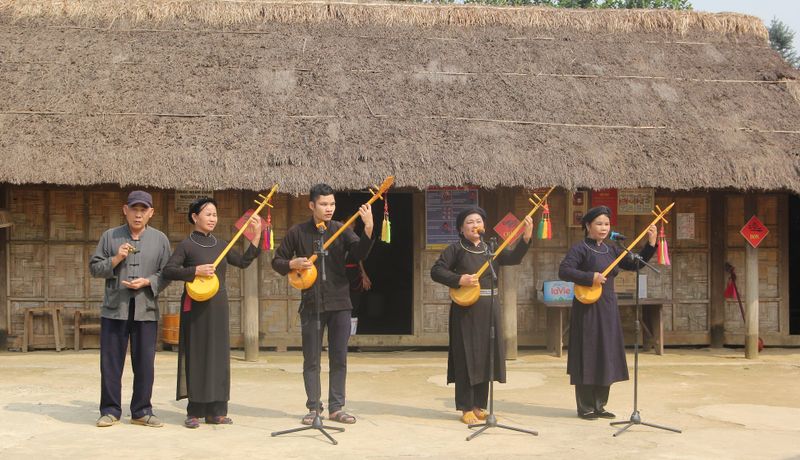lang van hoa du lich cac dan toc viet nam