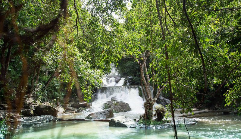 khoang xanh suoi tien ba vi