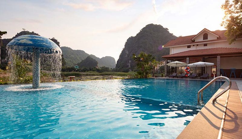 be boi tam coc la montagne resort spa hoa lu ninh binh 