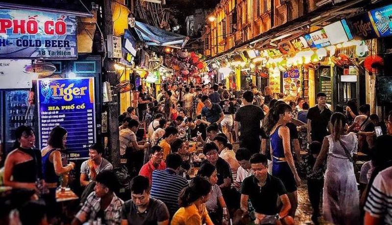 pho ta hien khu pho am thuc ngon o ha noi