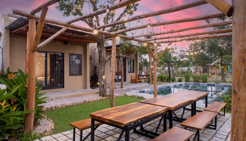 bungalow garden wynn moutain homestay ba vi