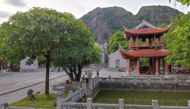 justfly den thai vi ninh binh