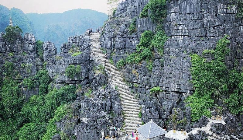 justfly hang mua ninh binh