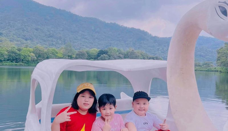 thien son suoi nga ba vi