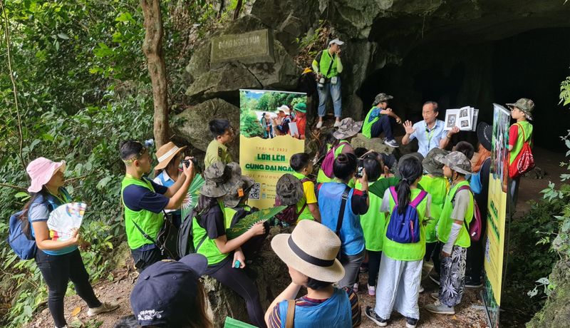dong nguoi xua cuc phuong national park ninh binh 