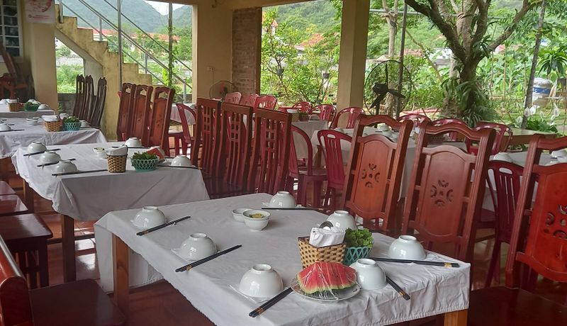 nha hang cuc phuong ninh binh 