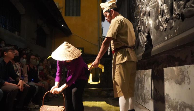 nha tu hoa lo ha noi 