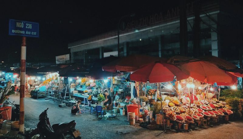 cho hoa quang ba ha noi 