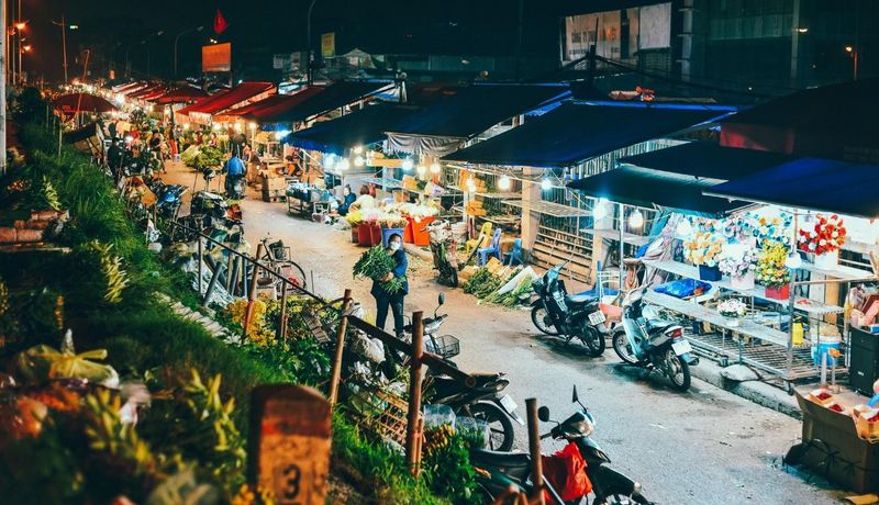 cho hoa quang ba ha noi 