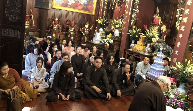 chua van nien ha noi 
