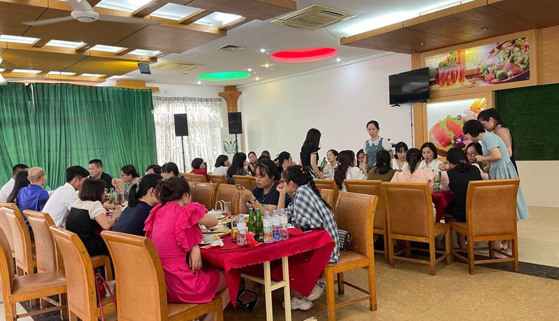 nha hang baly son tay ha noi 