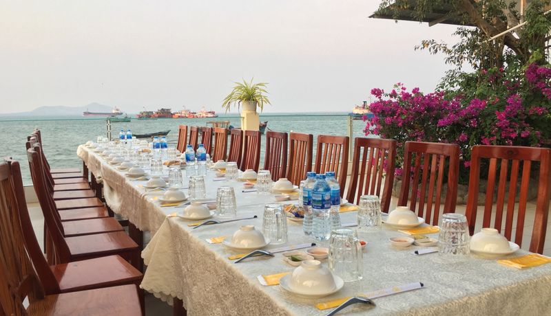 nha hang hai san lam duong  vung tau 