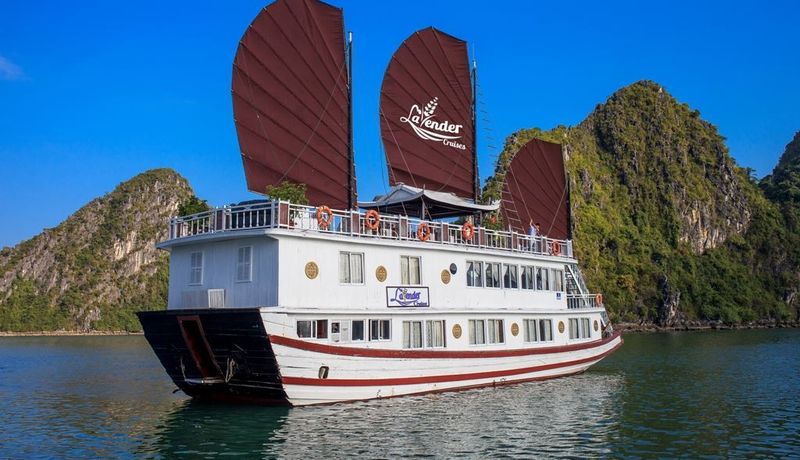 lavender elegance cruise ha long