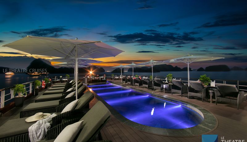justfly le theatre cruise ha long