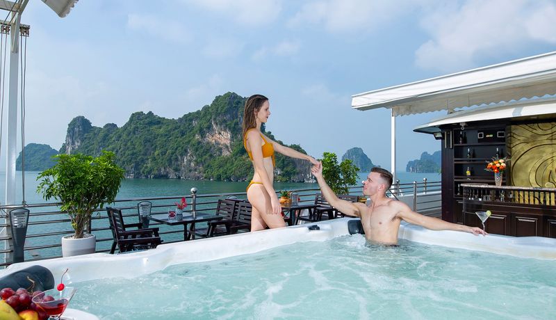 athena royal cruise ha long bay