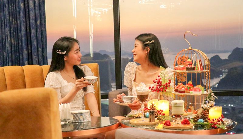 sky21 bar lounge ha long