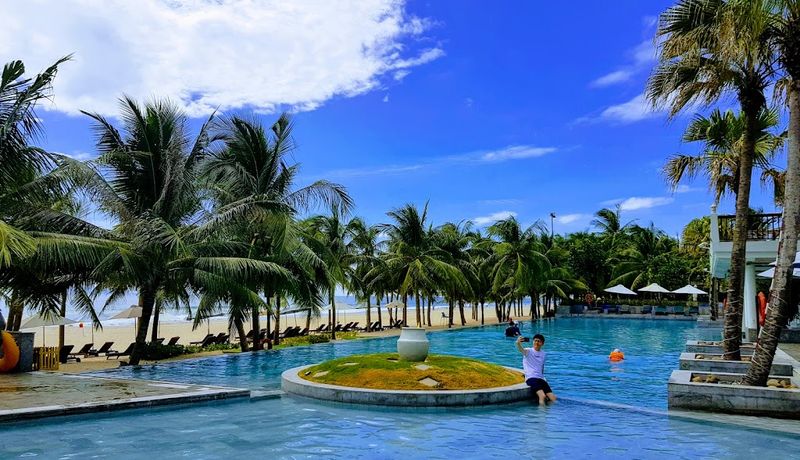 khach san novotel da nang 