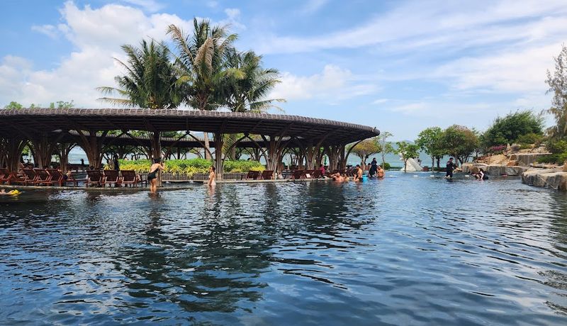 merperle hon tam resort nha trang