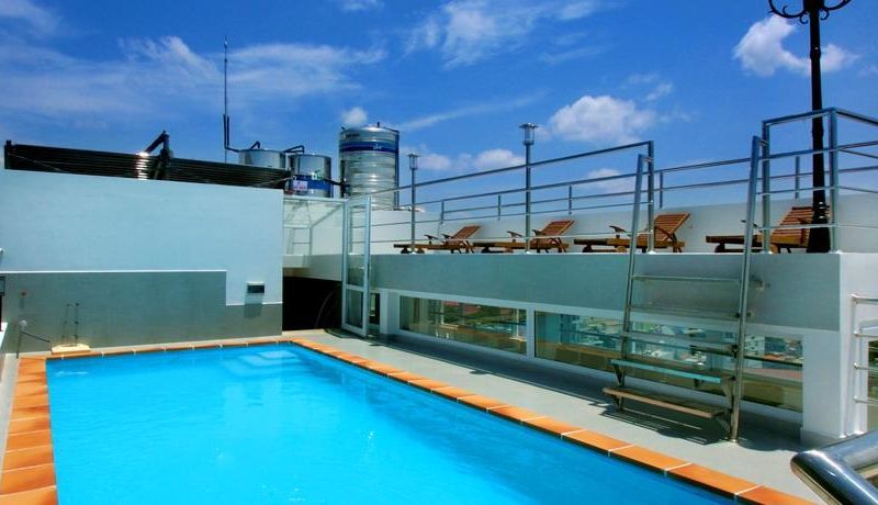 blue pearl hotel nha trang