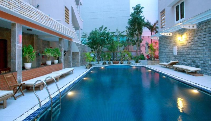 luxury nha trang hotel 